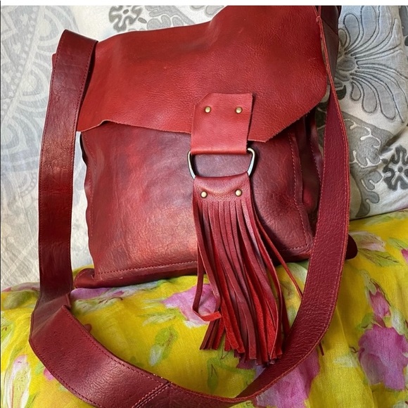 Lisa Leonard Handbags - Lisa Leonard your heart in mine boho bag